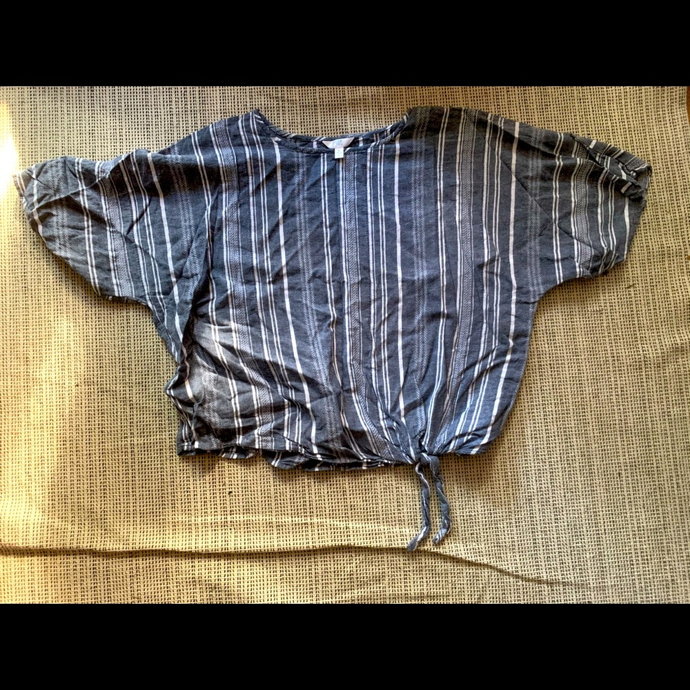Time & Tru shirt. Size XL (16-18)